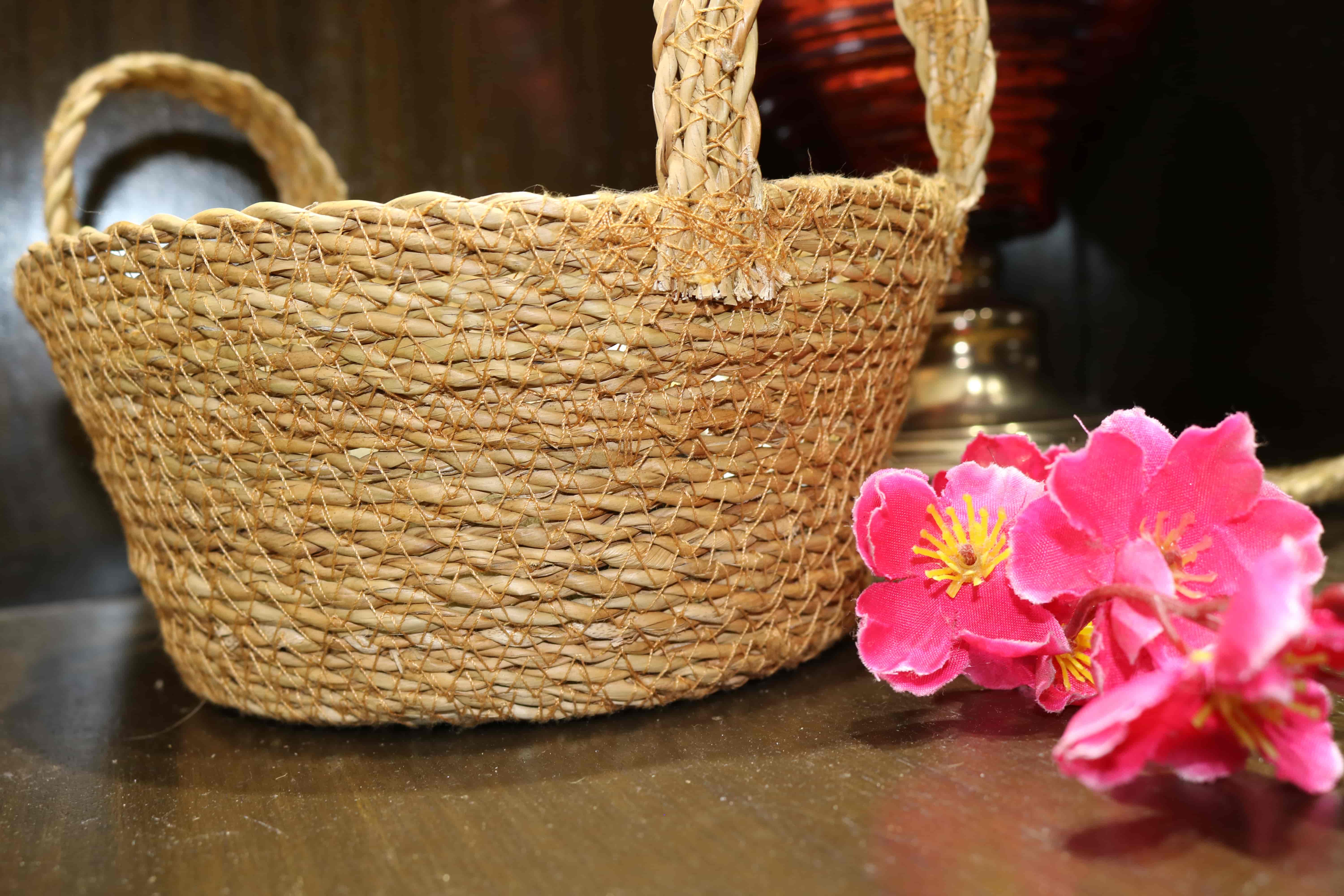 Seagrass Basket With Handle